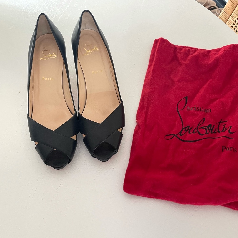 Christian Louboutin Shelly in size 41 / black
